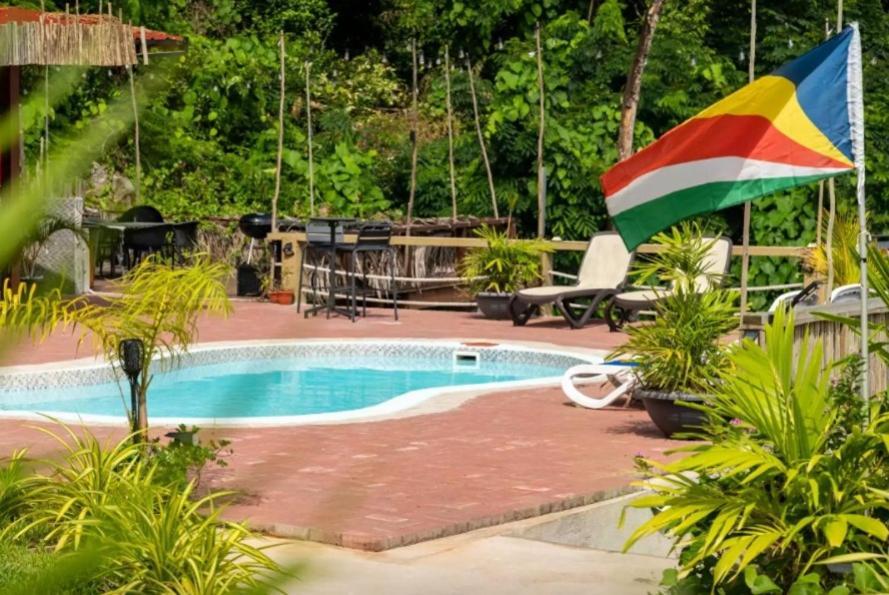 Auguste Holiday Residence Anse Etoile Buitenkant foto